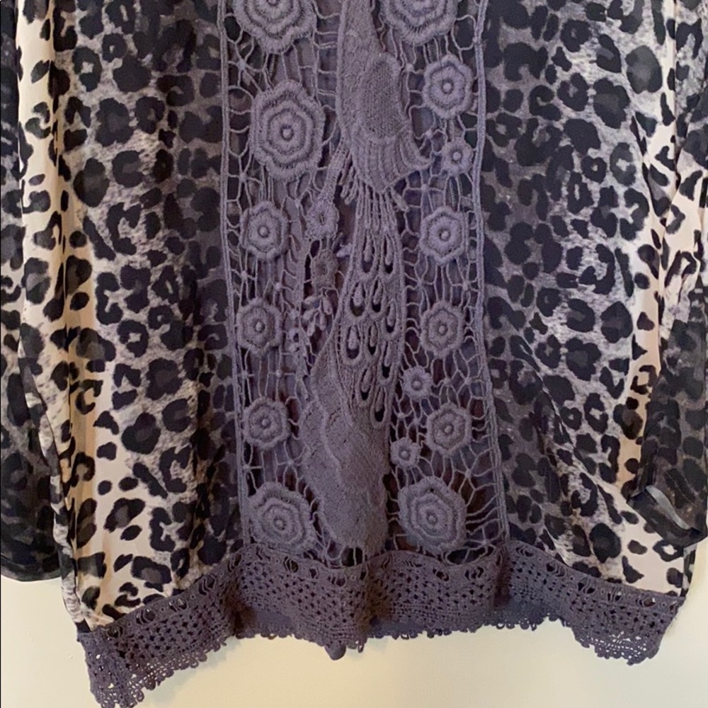 Leopard top - Picture 3 of 4